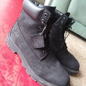 Black Timberlands